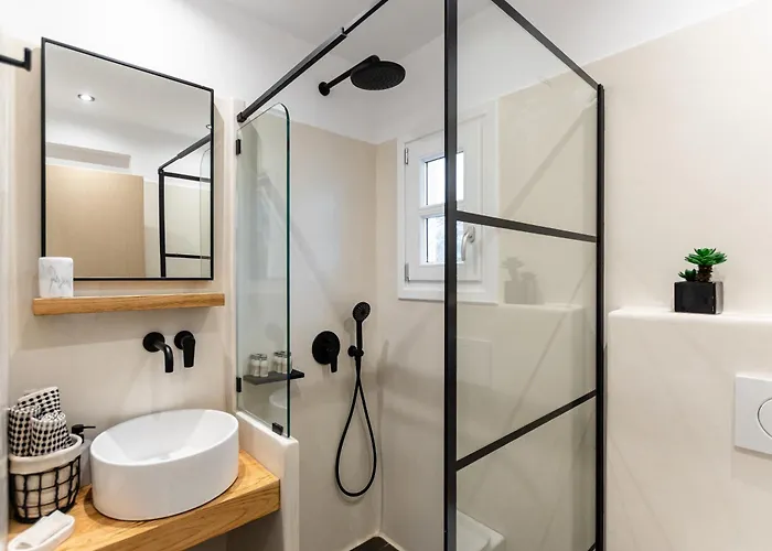 Avas Palm By Aegean Breeze Lagoon-style Shared Pool