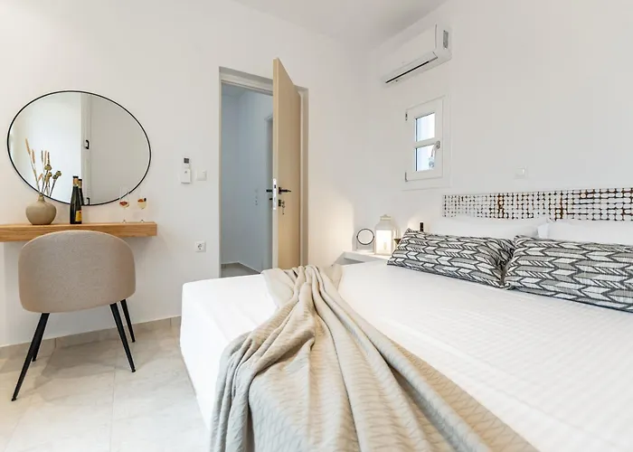 Avas Palm By Aegean Breeze Lagoon-style Shared Pool * Pláka