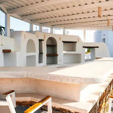 Avas Palm By Aegean Breeze Lagoon-style Shared Pool Vila Pláka